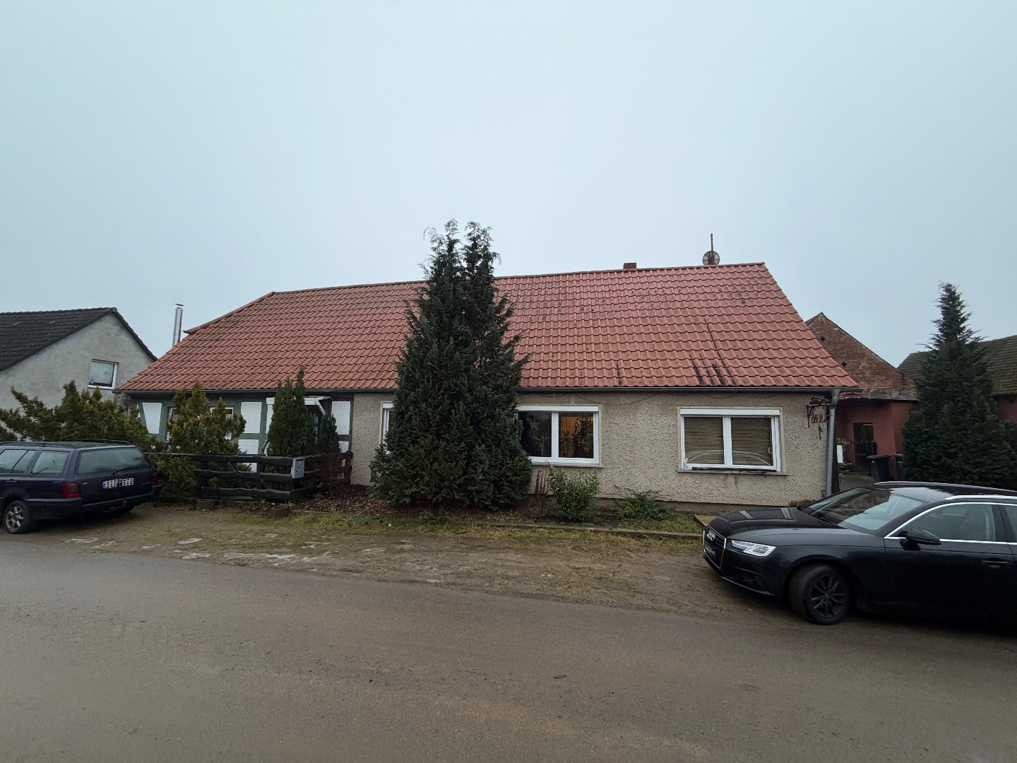 Straßenansicht